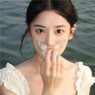 迫在眉梢